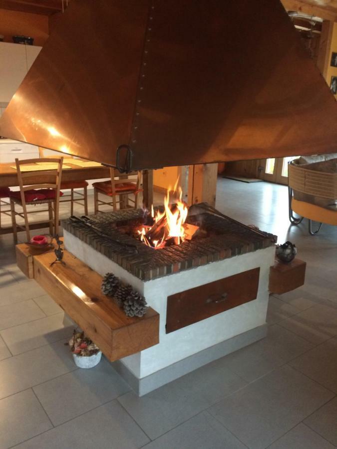 Bed and Breakfast Au Charnet Les Fourgs Экстерьер фото